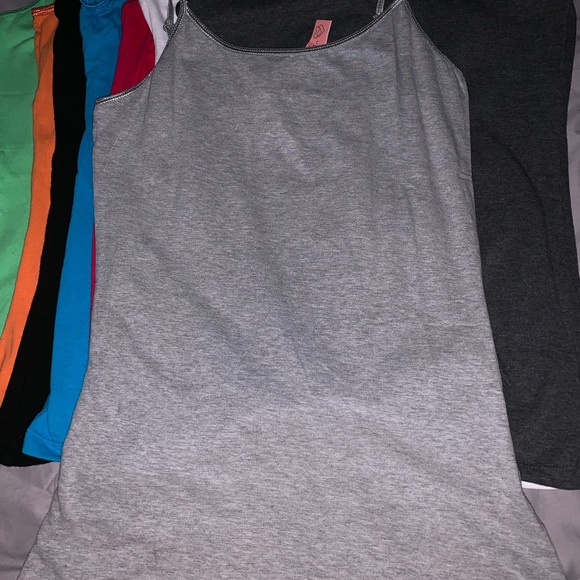 Tanks - Picture 3 of 4